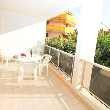 Le Bradford Yourhosthelper